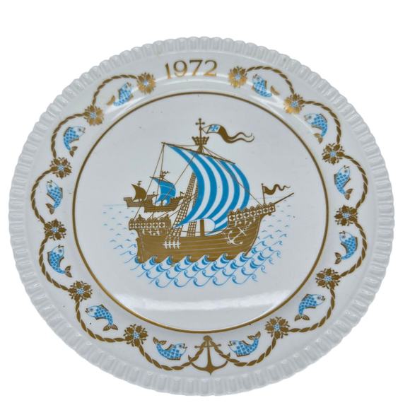 Vintage Spode 1972 Christmas Plate Sailing Ship Gold Blue Trim Bone China 3rd - Picture 1 of 5
